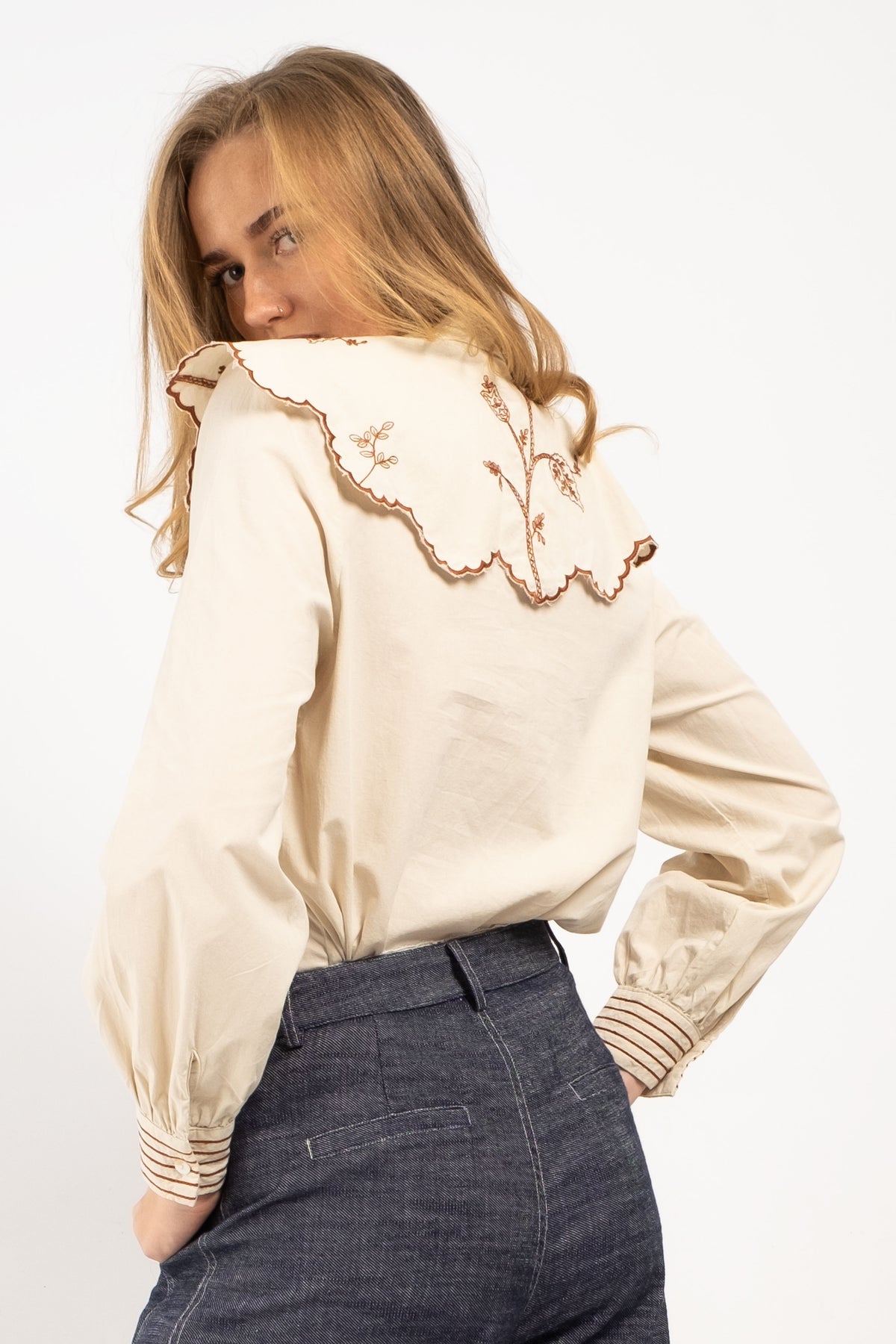 Secret Garden Carmen Scallop Collar Shirt