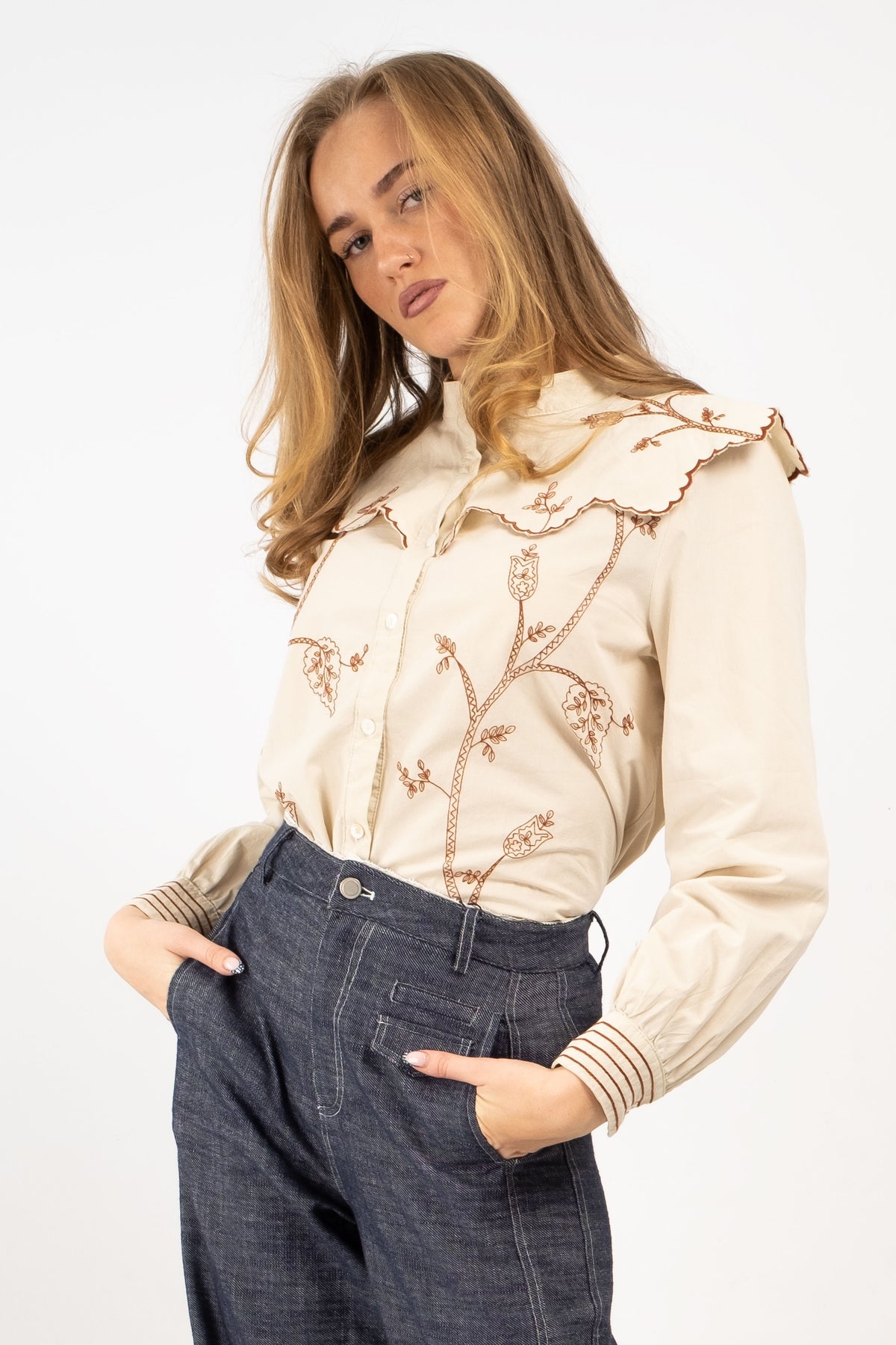 Secret Garden Carmen Scallop Collar Shirt